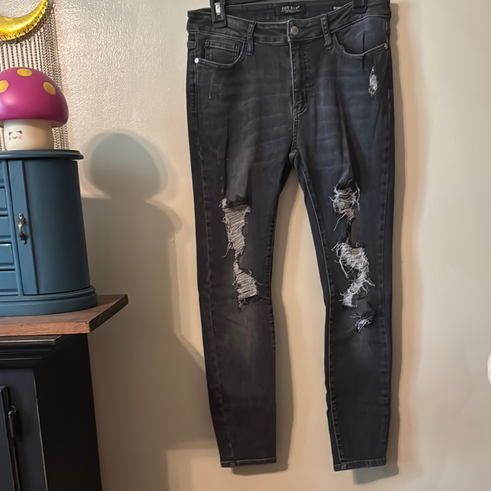 🖤☑️🦓👖Judy Blue Black Skinny Distressed Jeans